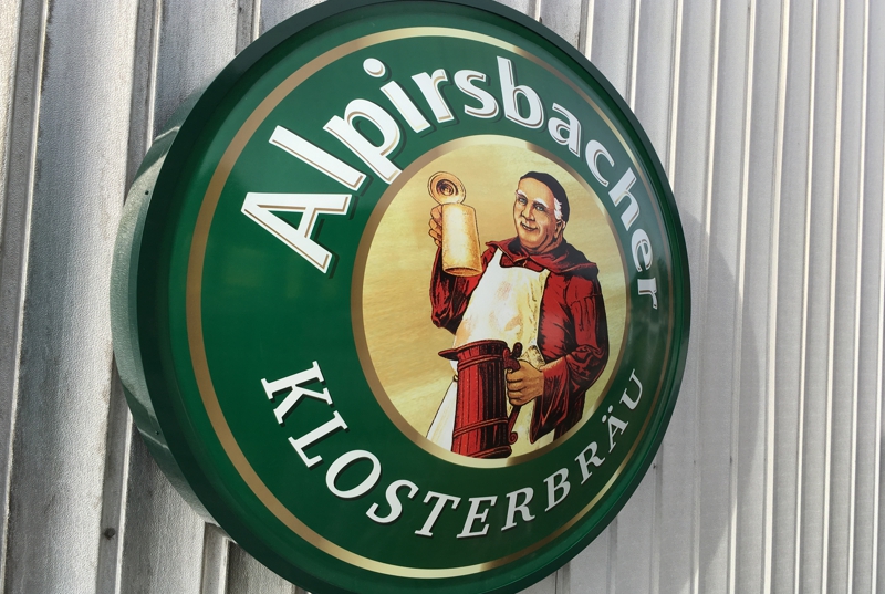 Leuchttransparent Logo Alpirsbacher Bier